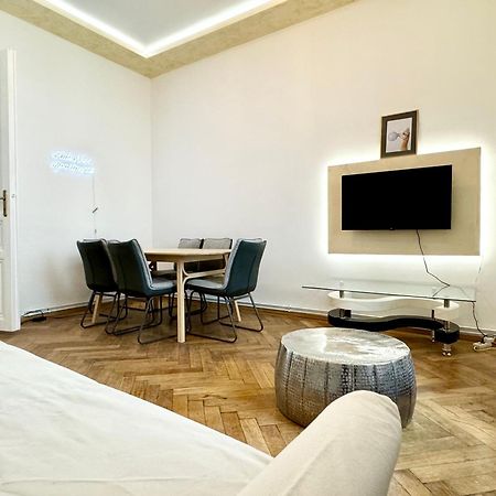 Luxury Apartment At Famous Vienna Kutschkermarkt Екстериор снимка